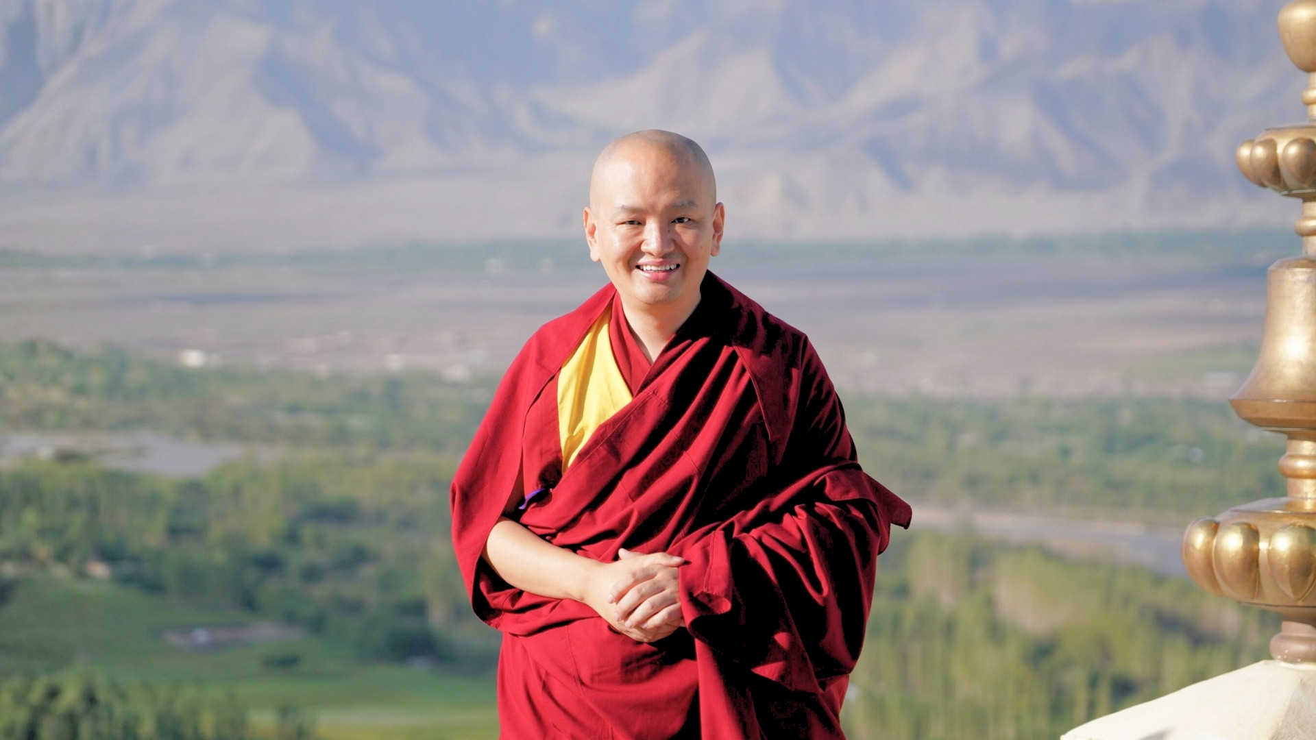 Kundeling Tatsak Rinpoche