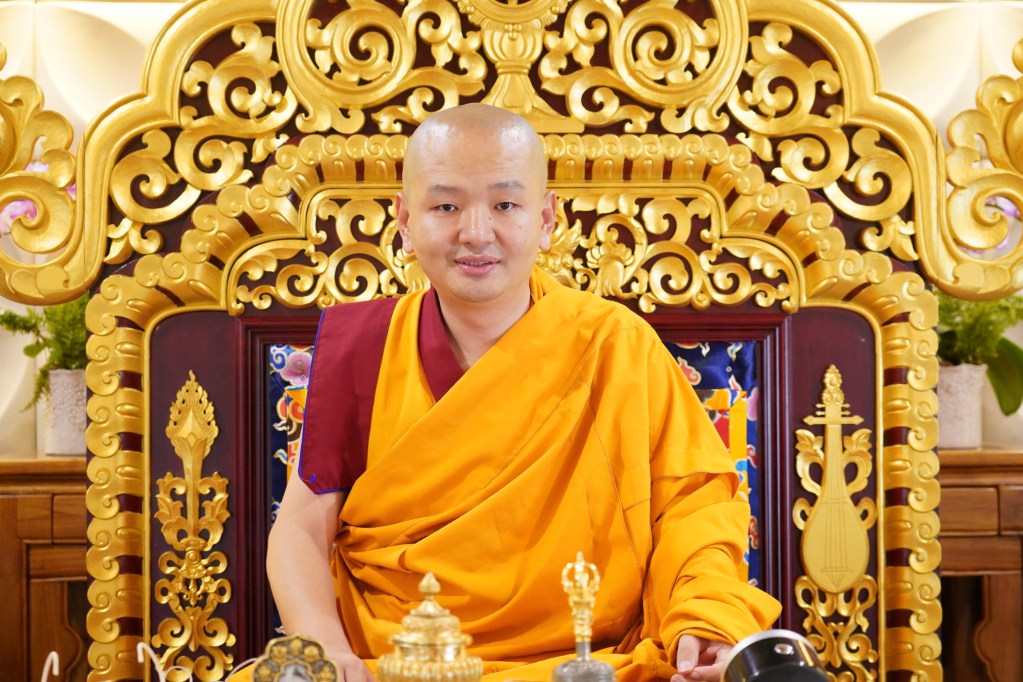 His Eminence the 13th Kundeling Tatsak Rinpoche