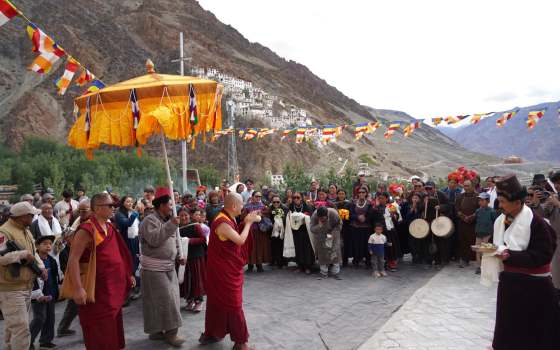 His Eminence Consecrates Sacred Sites and Offers Prayers for Yongzin Rinpoche’s Swift Return